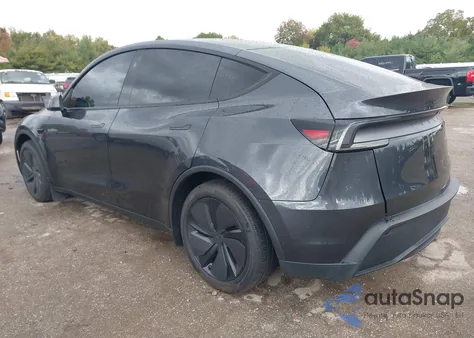 2026 Tesla Model Y Long Range Dual Motor All-Wheel Drive/Long Range Launch Series из США, поврежденный, VIN 7SAYGDEE5TA465020